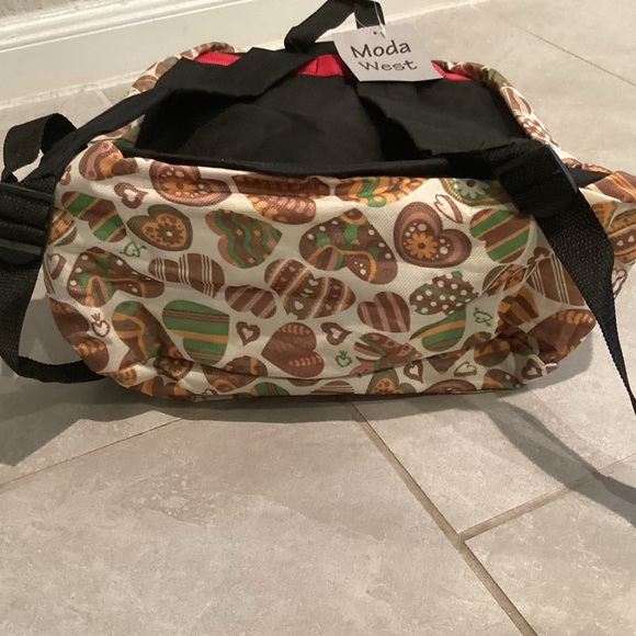 Moda West 17” Heart Pattern Backpack - Picture 5 of 7
